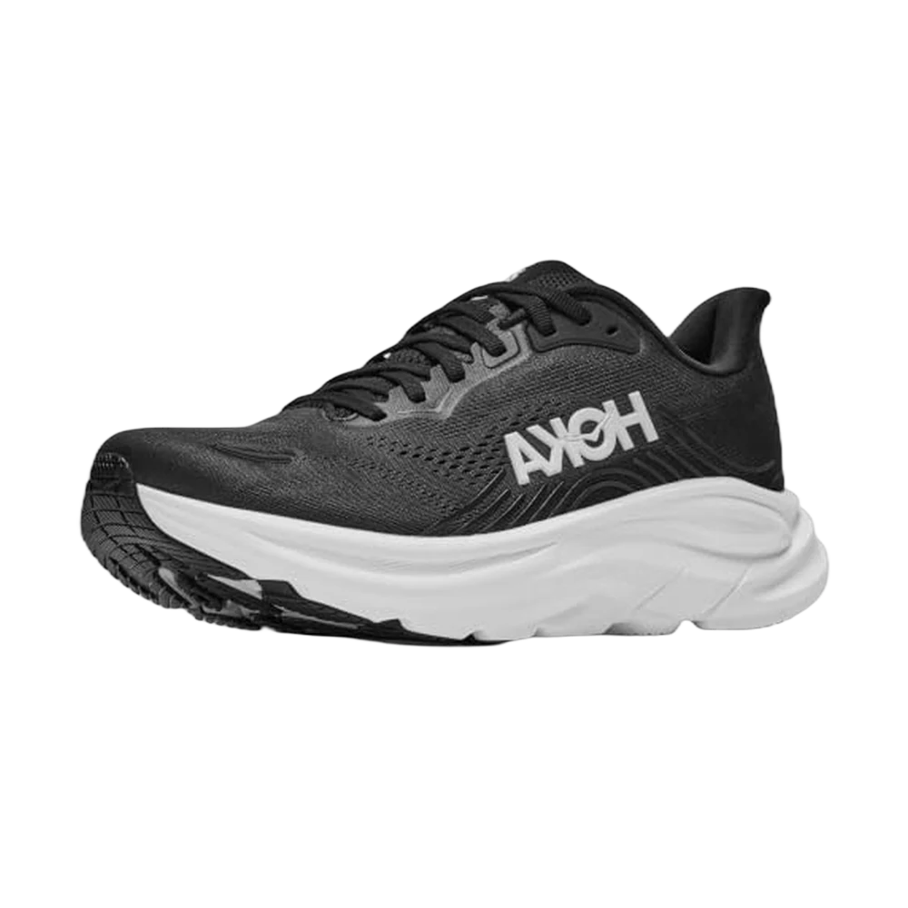 HOKA Clifton 11